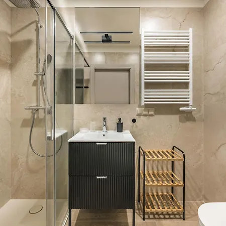 Sw Tomasza 4 - Stare Apartman *