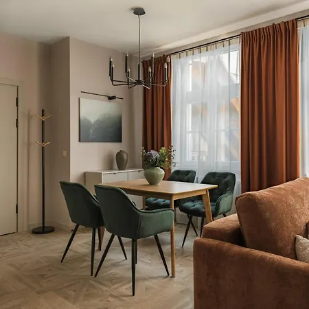 Sw Tomasza 4 - Stare Apartman *
